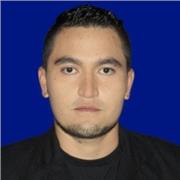 Profesor de español ofrece cursos de lectura y escritura